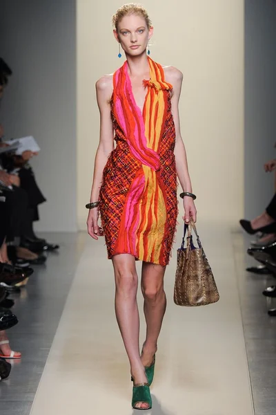 Look 24